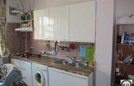 Vanzare apartament 1 camera,  42.31 mp utili, zona Vanatorilor, cu boxa