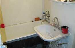 3 camere semidecomandate, 65 mp utili, imobil reabilitat termic, finisat clasic.