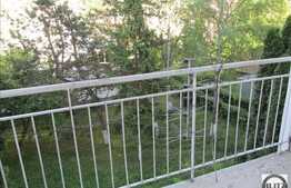 3 camere semidecomandate, 65 mp utili, imobil reabilitat termic, finisat clasic.