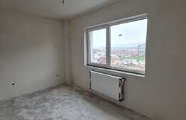 Apartament 3 camere, 53 mp, parcare, zona Teilor