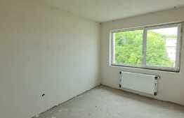 Apartament 3 camere, 67 mp, parcare, zona Teilor