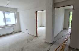 Apartament 3 camere, 58 mp, parcare, zona Teilor