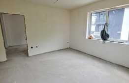 Apartament 3 camere, 58 mp, parcare, zona Teilor