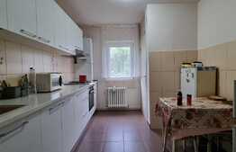 Apartament 3 camere, 66 mp, decomandat, 2 balcoane, zona Pietei Ion Mester