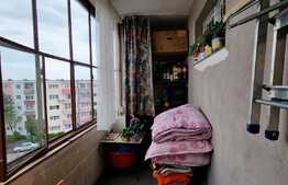 Apartament 3 camere, 66 mp, decomandat, 2 balcoane, zona Pietei Ion Mester