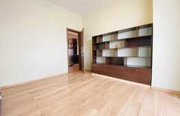 Apartament 3 camere, 85 mp, garaj, zona strazii Traian