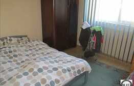 Apartament 3 camere de vanzare, decomandat, 65 mp utili, zona Cioplea, cu boxa