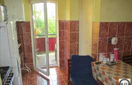 Apartament 3 camere de vanzare, decomandat, 65 mp utili, zona Cioplea, cu boxa