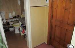 Apartament 3 camere de vanzare, decomandat, 65 mp utili, zona Cioplea, cu boxa