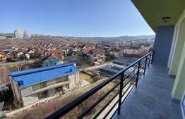 Apartament 4 camere, 90mp, 2 bai, etaj intermediar, zona Campului