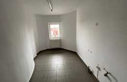 Spatiu de birou, 50 mp, 2 parcari, zona strazii Brancusi