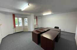 Spatiu de birou, 50 mp, 2 parcari, zona strazii Brancusi