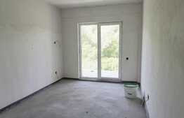 Apartament 3 camere semifinisat, 71 mp, 2 bai, parcare, zona Stejarului !