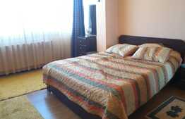 Apartament 3 camere, 65mp, curte privata, zona strazii Craiova