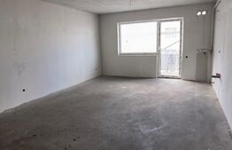 Apartament 3 camere 65 mp zona Teilor