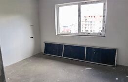 Apartament 3 camere 65 mp zona Teilor