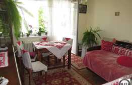 4 camere de vanzare, decomandat, 70 mp utili, zona Hotel Royal, etaj intermediar