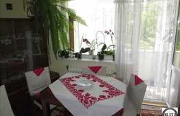 4 camere de vanzare, decomandat, 70 mp utili, zona Hotel Royal, etaj intermediar