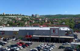 Apartament decomandat, 1 cameră, 42 mp, orientare sudică, zona Kaufland Mănăștur