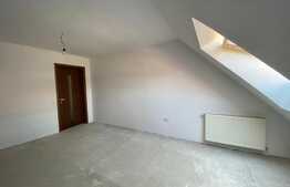 Apartament 3 camere, 2 bai, terasa 30 mp, zona Porii