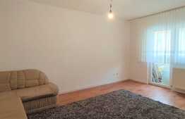 Apartament renovat, 3 camere, 2 bai, 65 mp, zona Calvaria 