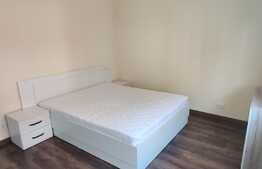 Apartament de 2 camere mobilat,etajul 1, parcare,zona ultracentrala