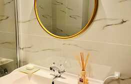 Apartament modern, 3 camere, ansamblu privat, zona Teilor