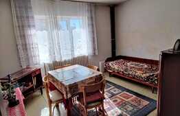 Apartament cu 2 camere decomandate, etaj intermediar, balcon, zona Minerva