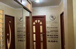 Apartament 3 camere, et 1, Racadau