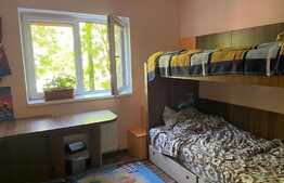 Apartament 3 camere, et 1, Racadau