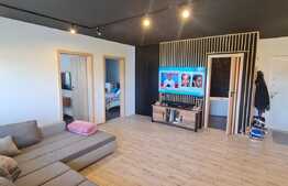 Apartament modern, 3 camere, 71 mp, parcare, zona Teilor