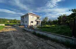 Casa individuala de 140 mp, 500 mp teren, zona Gilau