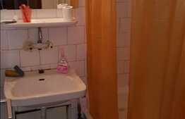 Vanzare apartament 4 camere, 79 mp, decomandat, zona Interservisan