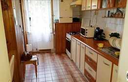 Vanzare apartament 4 camere, 79 mp, decomandat, zona Interservisan
