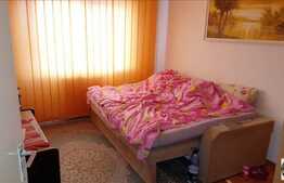Vanzare apartament 4 camere, 79 mp, decomandat, zona Interservisan