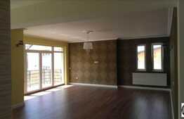 Vanzare 3 camere, 104 mp utili, zona Campului, 2 parcari incluse, cu panorama