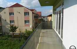 Vanzare 3 camere, 104 mp utili, zona Campului, 2 parcari incluse, cu panorama