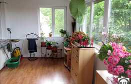 Apartament 2 camere de vanzare, 55 mp utili, zona Republicii, mobilat, cu boxa