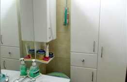 Apartament 2 camere de vanzare, 55 mp utili, zona Republicii, mobilat, cu boxa