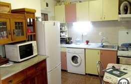 Apartament 2 camere de vanzare, 55 mp utili, zona Republicii, mobilat, cu boxa
