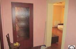 Vanzare apartament 2 camere, 50 mp plus 3 balcoane, zona Eroilor! Parcare cu CF!