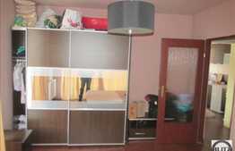 Vanzare apartament 2 camere, 50 mp plus 3 balcoane, zona Eroilor! Parcare cu CF!