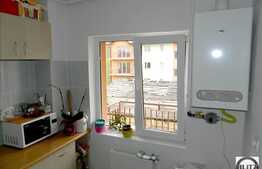 Vanzare 2 camere, 52 mp utili, zona Sf. Ioan, mobilat, cu garaj subteran