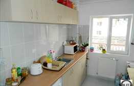 Vanzare 2 camere, 52 mp utili, zona Sf. Ioan, mobilat, cu garaj subteran