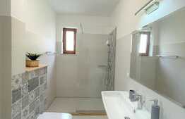 Apartament cochet, 45 mp, parcare, zona Grand Hotel Italia