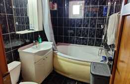 Apartament 4 camere, 83 mp, 2 balcoane, zona Plopilor