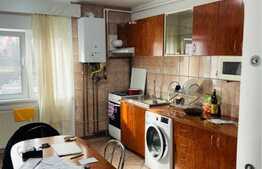 Apartament 4 camere, 83 mp, 2 balcoane, zona Plopilor