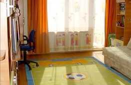 Vanzare apartament 3 camere, 72 mp, etaj intermediar, zona Panorama