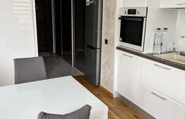 Apartament de 2 camere semidecomandat cu parcare, in zona Romul Ladea