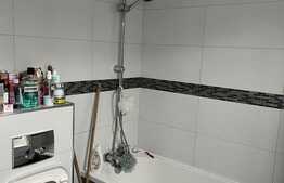 Apartament de 2 camere semidecomandat cu parcare, in zona Romul Ladea